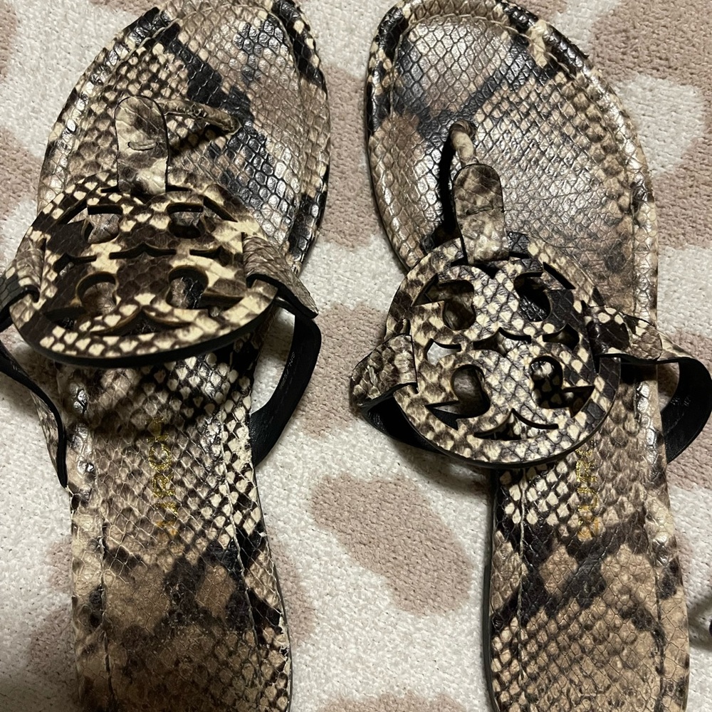 Tori Burch flip flops